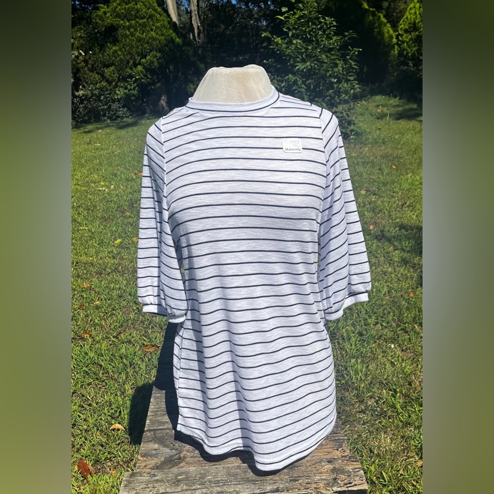STRIPED SHORT SLEEVE SHIRT NWT MATERNITY SMALL